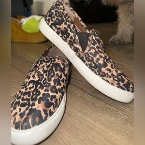 Steve Madden cheetah print Symba slip on tennis shoes size 8.5